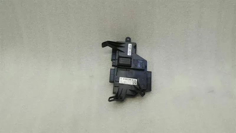 Mercedes S-Class W222 Fuse Box A2225402650 Fuse Box-