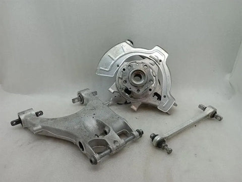 Ferrari 812 Superfast F152M Right Rear Hub 299935 Wheel Bearing Housing Rear Right