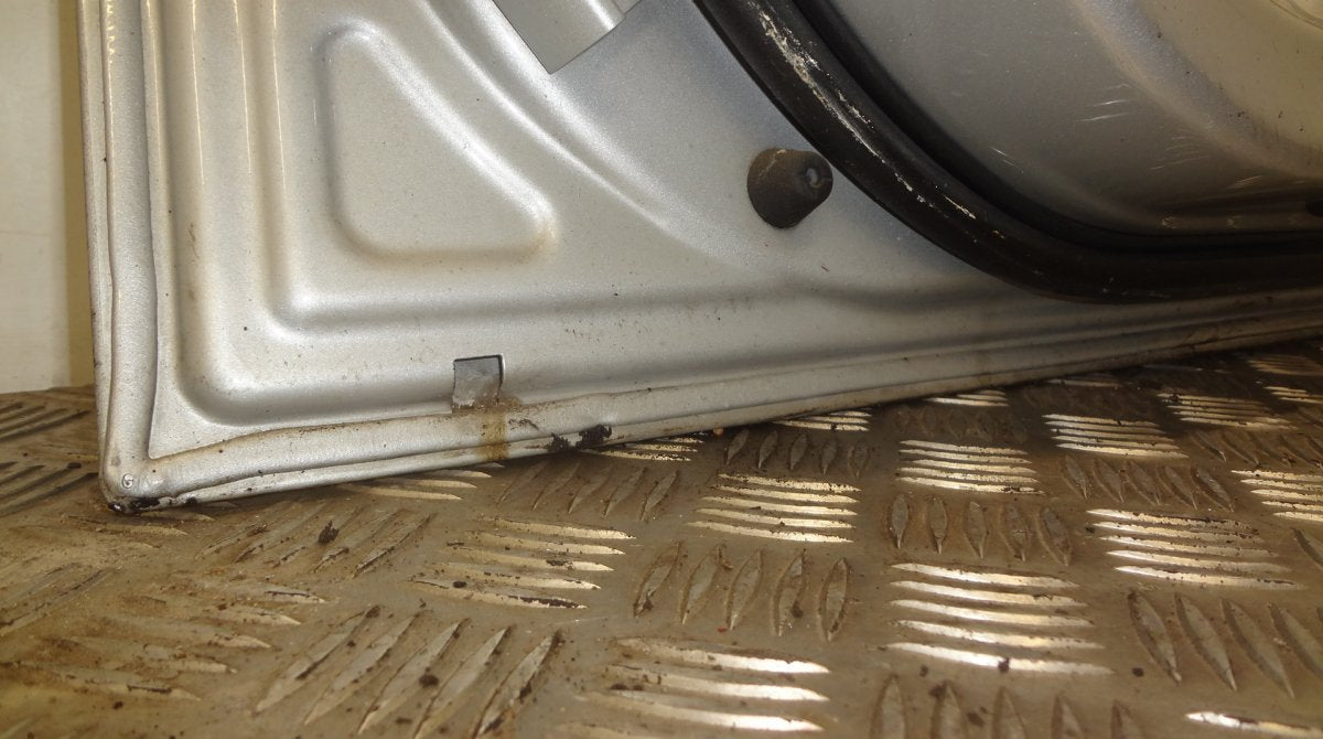 7203643 5A2A385 Door Front Left BMW 3 (E90, E91, E92, E93) (2005-2011)