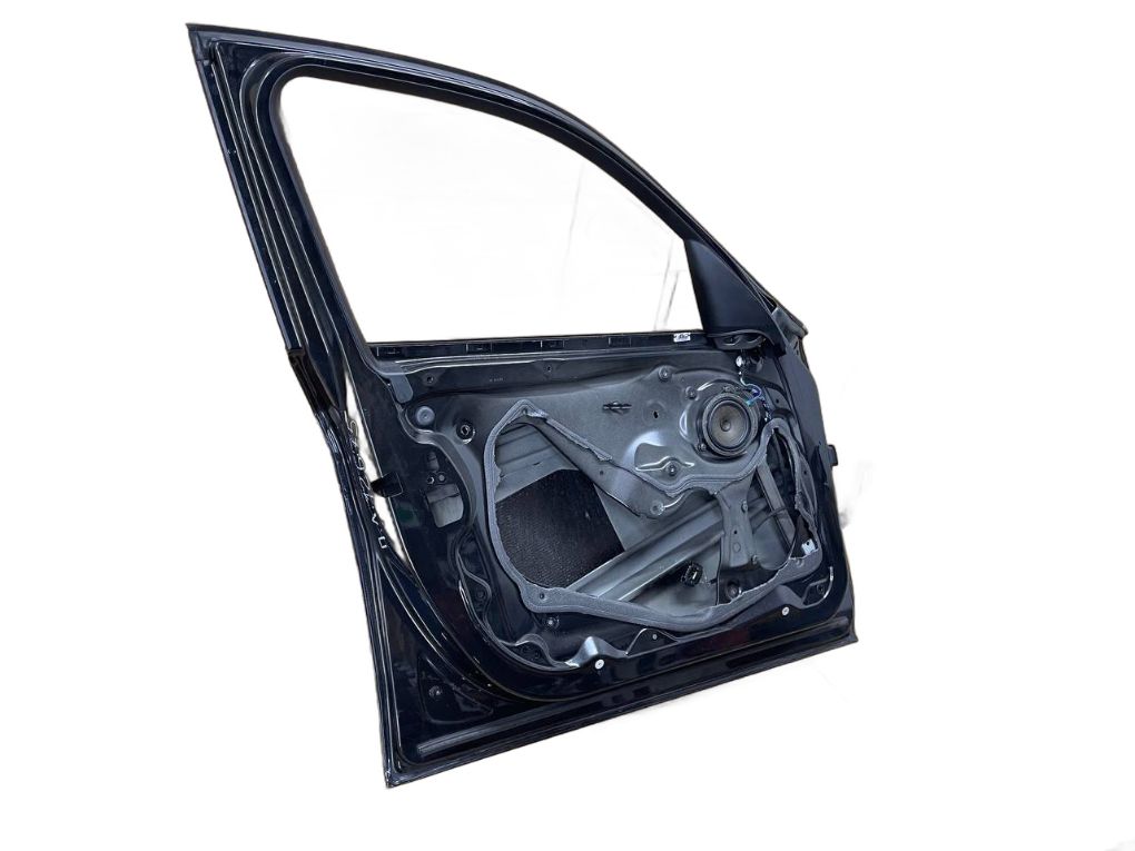 7284511 9628759 Door Front Left BMW 1 (F20, F21) (2011-2019)
