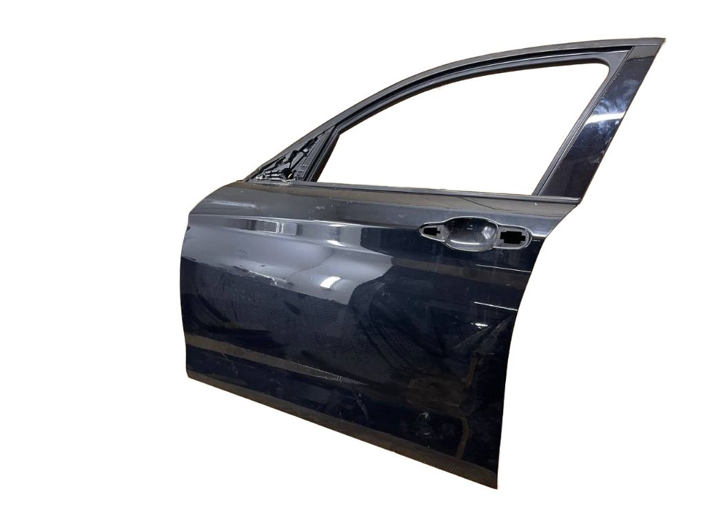 7284511 9628759 Door Front Left BMW 1 (F20, F21) (2011-2019)
