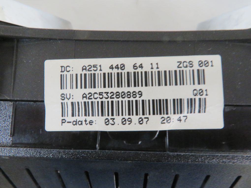 A2514406411 2514406411 A2515403548 A2519006000 Speedometer MERCEDES-BENZ R-CLASS (W251) (2006-2013)