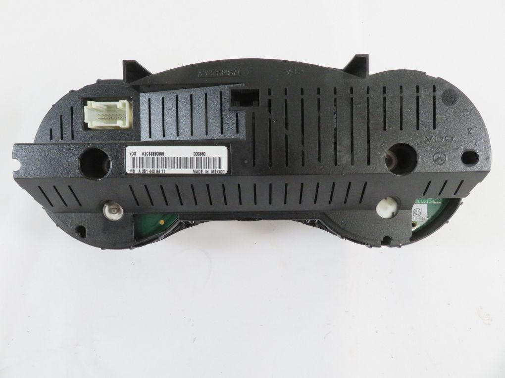 A2514406411 2514406411 A2515403548 A2519006000 Speedometer MERCEDES-BENZ R-CLASS (W251) (2006-2013)