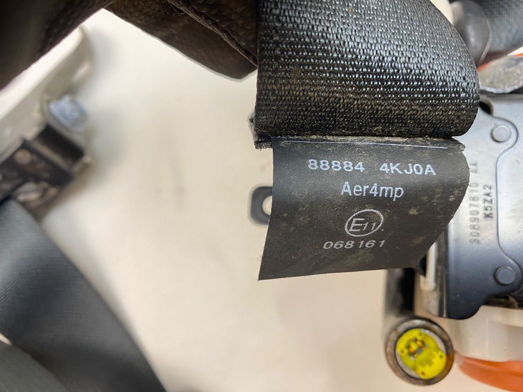 888844KJ0A 888544KJ0A Seat Belt Set NISSAN NAVARA III / NP300 (D23) (2014-)