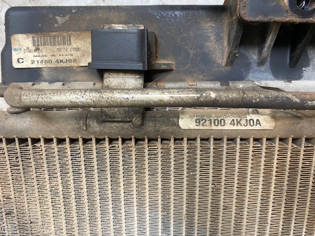 921004KJ0A 214604KJ0A Radiator set NISSAN NAVARA III / NP300 (D23) (2014-)