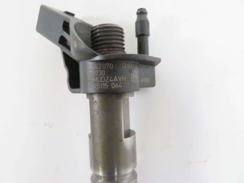 A6420701387 A6420700587 A6420701987 Fuel Injector MERCEDES-BENZ R-CLASS (W251) (2006-2013)