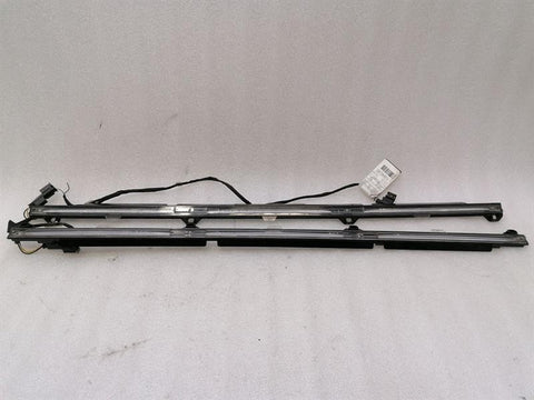 Mercedes GLS 350D Front Daytime Light Set A1669061101 Entry Light Set LED
