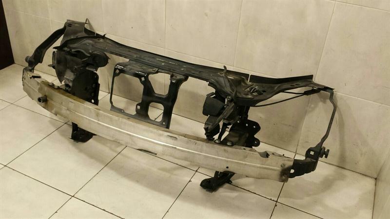 Mercedes CLS W219 Front End Clip A2196202034 Lock Carrier Front Mask