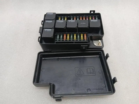 Aston Martin DB9 COUPE Fuse Box 4G43-14A073-AJ Fuse Box
