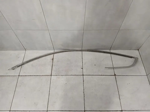 ASTON MARTIN DB9 COUPE Body Moulding 4G43-519A37-CB Strip RIGHT RIGHT