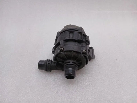 BMW 5 Series F90 G30 M5 Additional Cooling Pump 8638237 Coolant Pump Pump