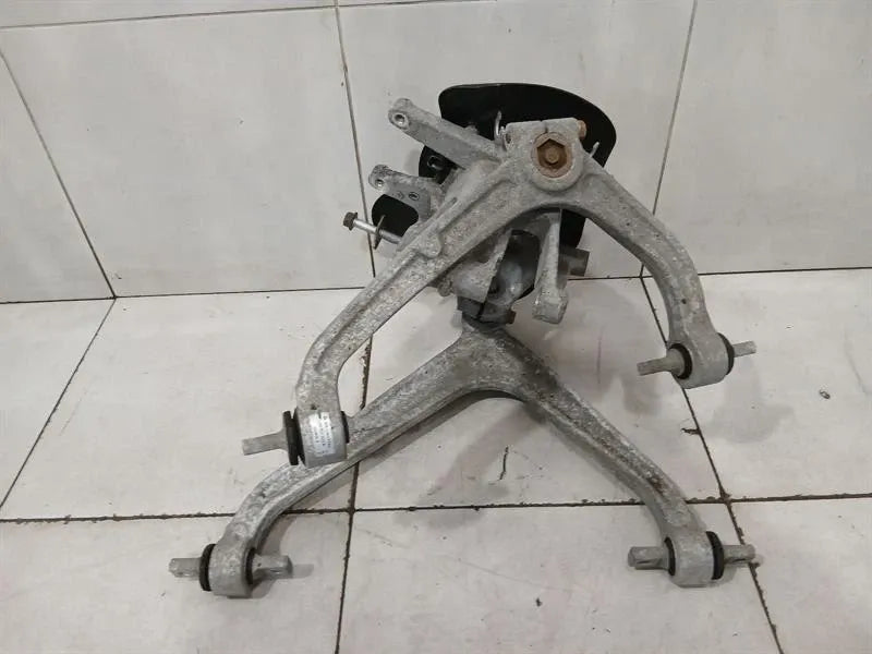 Audi R8 4S AWD Left Rear Hub 4S0505433C Wheel Bearing Housing Rear Left