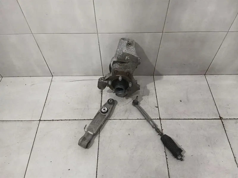 Porsche 911 991 GT3RS Mk1 Left Front Hub 99134165780 Wheel Bearing Housing Front Left