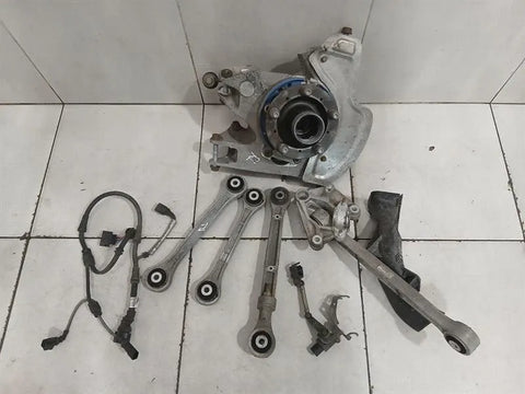 Porsche 911 991 GT3RS Mk1 Left Rear Hub 99133161108 Wheel Bearing Housing Rear Left
