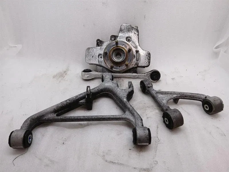 Aston Martin Rapide 10-14 Left Rear Hub AD43-5A971-AB Wheel Bearing Housing Rear Li