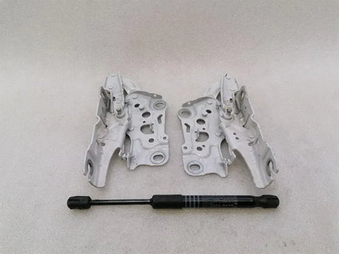BMW 7 series G11 Bonnet Hinge LHS 7347408 Bonnet Hinge Left