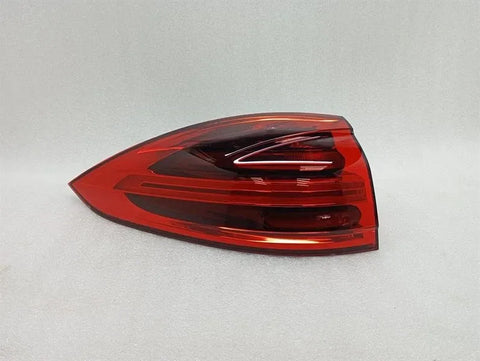 Porsche Cayenne 958 92A left rear light 7P5945207G tail light rear left