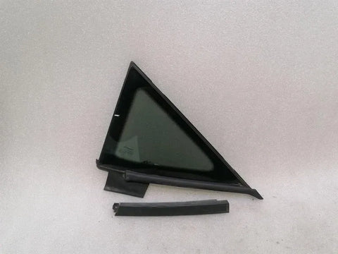 Lamborghini Huracan Right Front 1/4 Glass 4T0845116C Door Window 1/4 Front Right