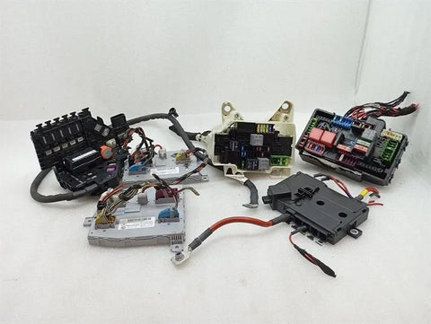 Mercedes C Class W205 Fuse Box Set A2059006330 Fuse Box Set