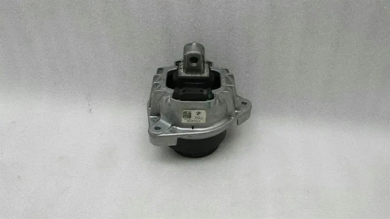BMW 7 series F01 engine mount 6777374 engine mount