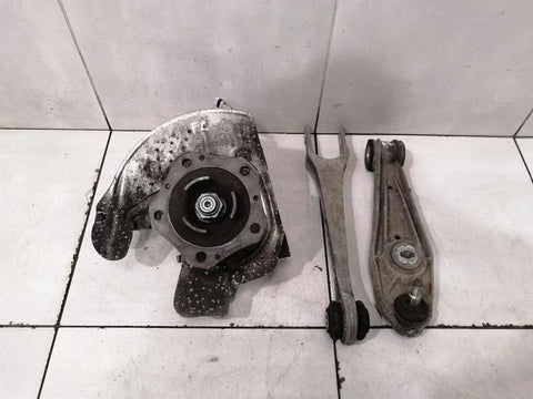Porsche 911 997 Left Front Hub 997341657 Wheel Bearing Housing Front Left