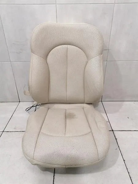 Mercedes CLK W209 Front Right Seat Cover A2099105293 8M05 Seat Cover