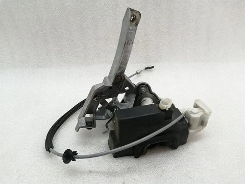 Maserati Granturismo M145 front right door lock 68893300 door lock faulty RHD
