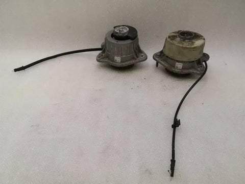 Mercedes S-Class W222 Engine Mount Set A2222404500 Engine Mount Set A2222408100