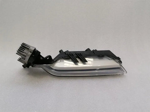 Porsche Panamera 971 DRL daytime running light 971953042C daytime running light defect