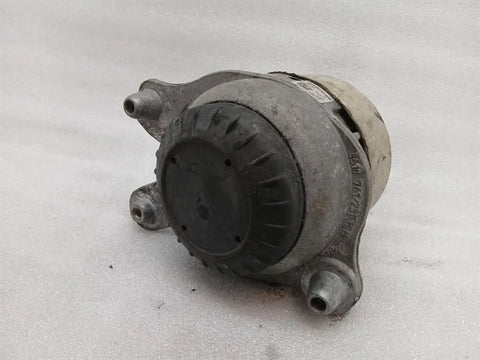 Mercedes C Class W205 Engine Mount A2052404600 Engine Mount AMG