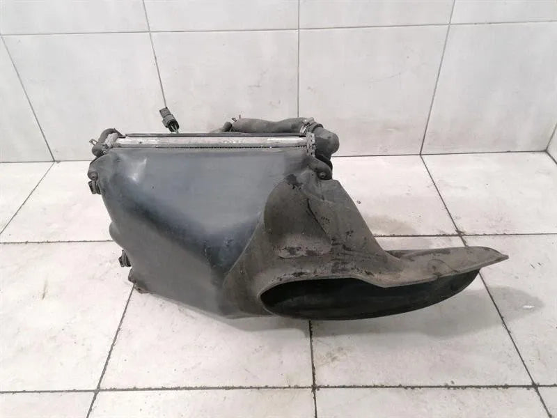 Porsche 911 996 radiator pack 99610613150 right radiator package right