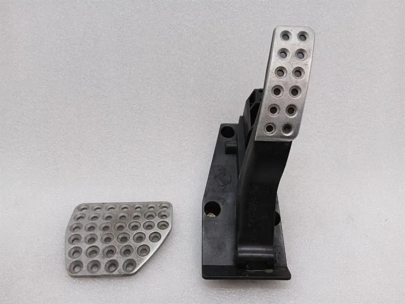 Ferrari F8 F142MFL Throttle Pedal (Electrical) 243117 Throttle Pedal