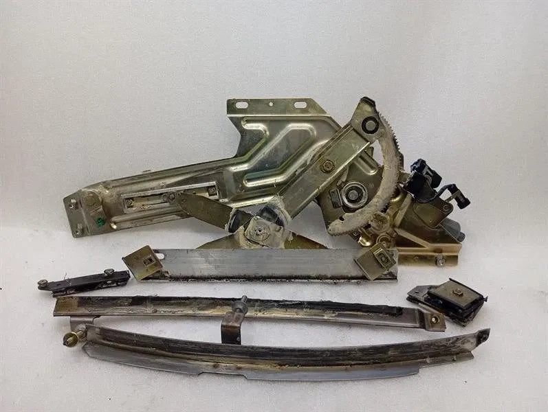 Ferrari 360 F131 Right Front Door Winder 65819400 Window Regulator Front Right