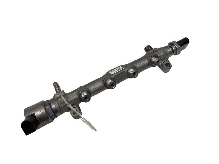 05L130089 Fuel Distributor / fuel rail SKODA OCTAVIA IV (NX, NN) (2019-)