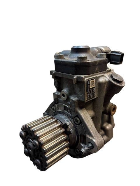 VEA132360020AAA 31405129 Fuel injection pump, diesel VOLVO V70 III (BW) (2007-2016)