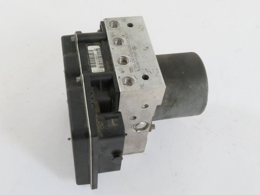 A2124313012 A2184313312 ABS hydraulic unit / pump MERCEDES-BENZ E-CLASS (W212) (2009-2016)
