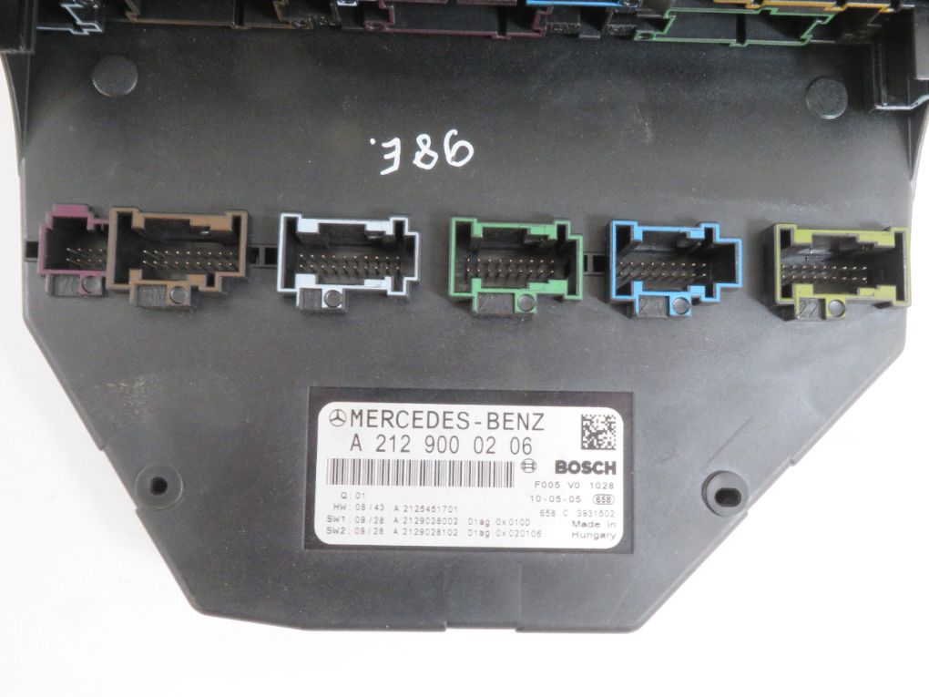A2125400450 A2125406250 Fuse box MERCEDES-BENZ E-CLASS (W212) (2009-2016)