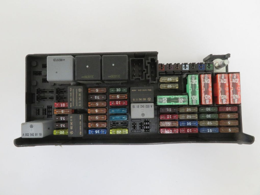 A1645403372 A1649820423 Fuse box MERCEDES-BENZ GL-CLASS (X164) (2006-2012)