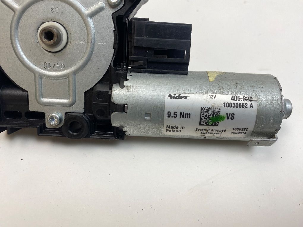 10030662A 10030662B Sunroof motor set VOLVO XC90 II (2014-)