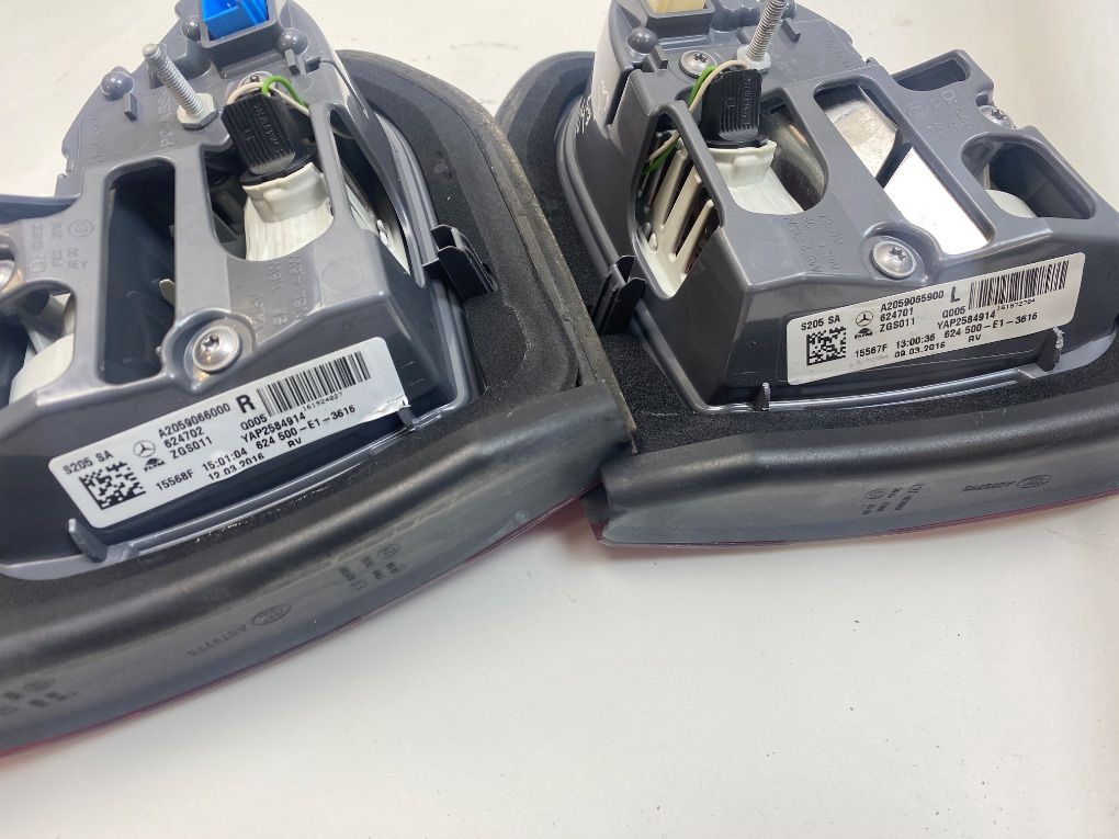 A2059065900 A2059066000 Tail lights set/kit MERCEDES-BENZ C-CLASS (W205) (2013-2021)