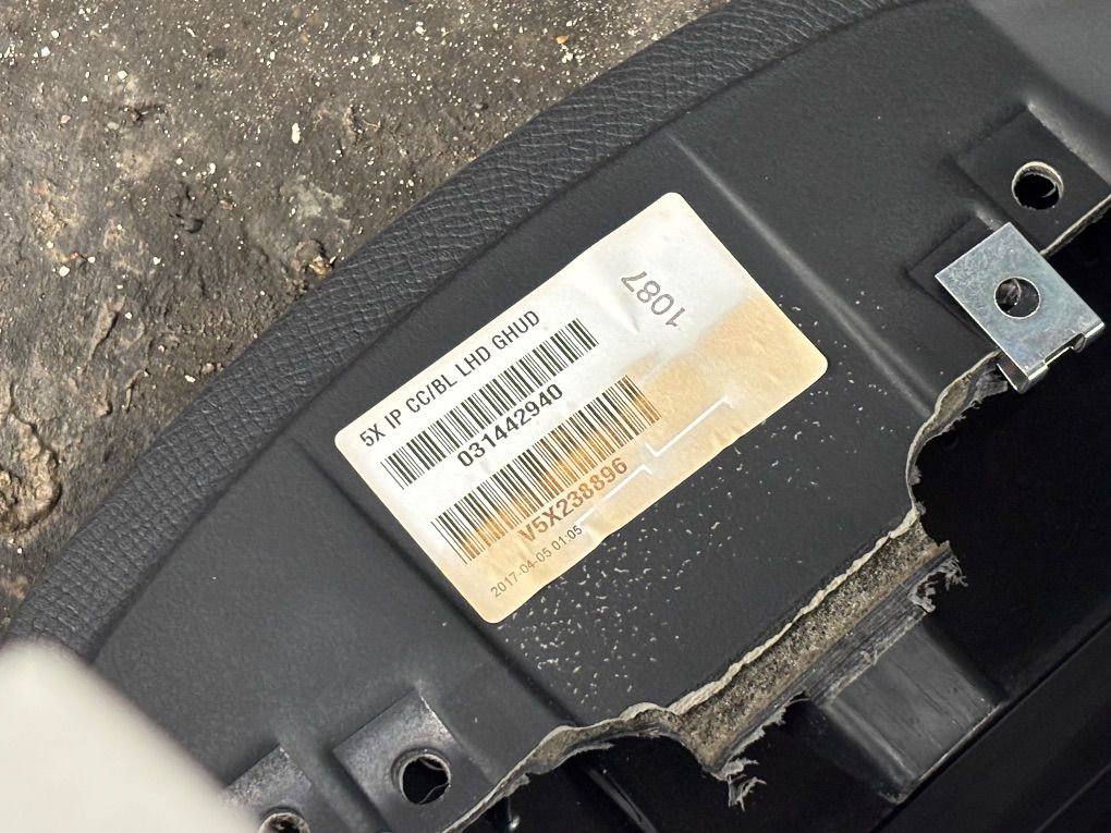 31688113 Dashboard VOLVO XC90 II (2014-)