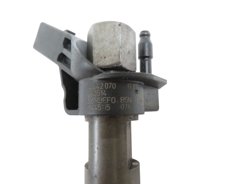 A6420700587 A6420701987 A6420701387 A6420700587 A6420701987 A6420701387 Fuel Injector MERCEDES-BENZ GL-CLASS (X164) (2006-2012)
