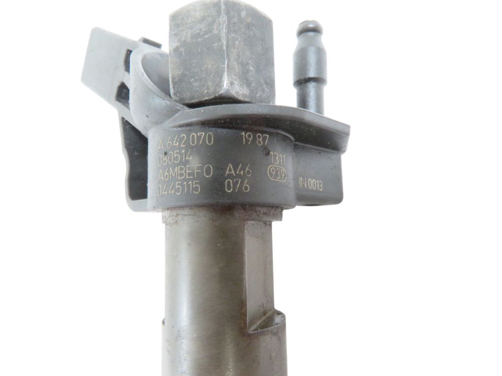 A6420700587 A6420701987 A6420701387 A6420700587 A6420701987 A6420701387 Fuel Injector MERCEDES-BENZ GL-CLASS (X164) (2006-2012)