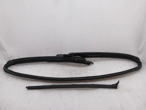 PORSCHE 911 992 FRONT SEAL 992845121D WINDSCREEN SEALS CONVERTIBLE
