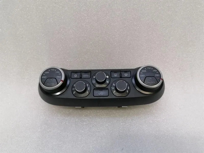 Ferrari California T F149 Climate Control 3057600 FAULTY Climate Control Panel A/C