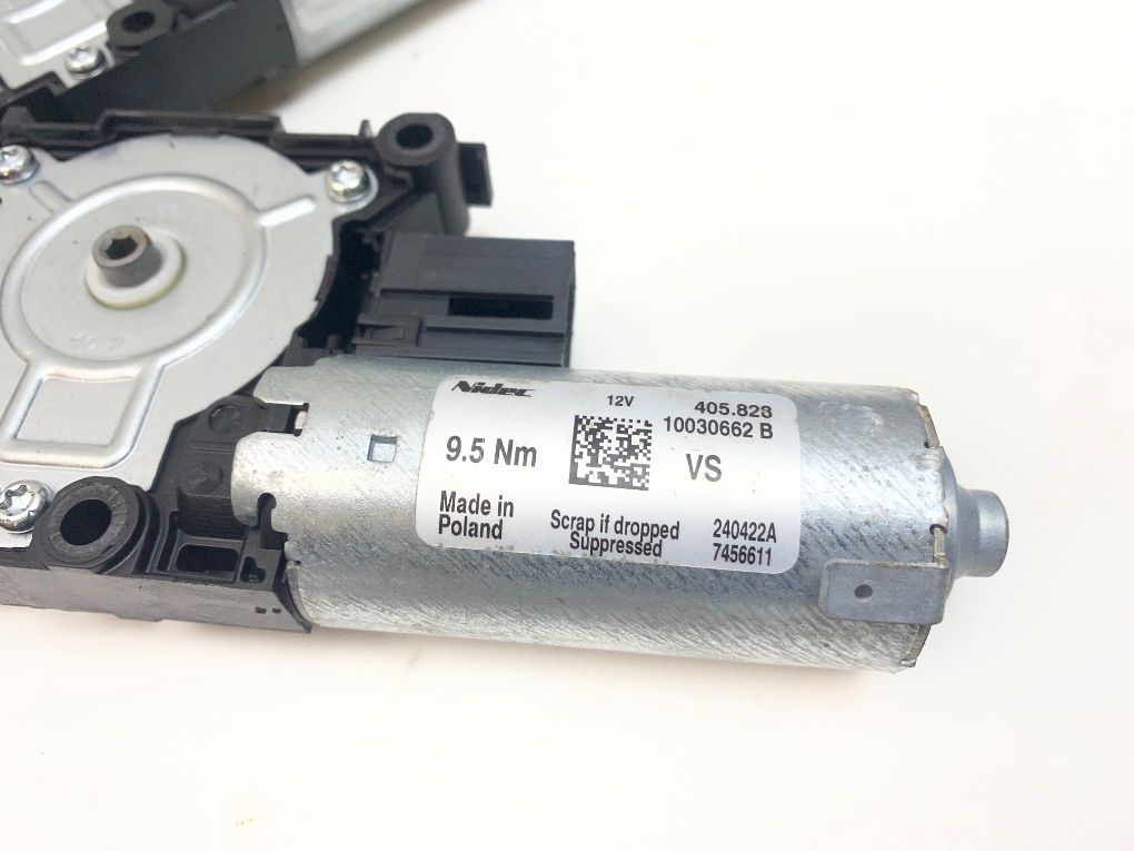 10030662A 10030662B Sunroof motor set VOLVO XC90 II (2014-)