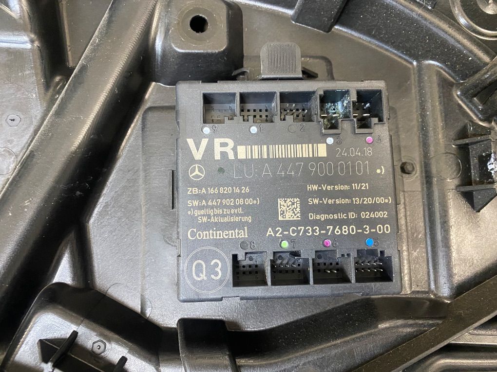 A4477204000 Window Regulator Compl. front right MERCEDES-BENZ VITO / V-CLASS (W447) (2014-)