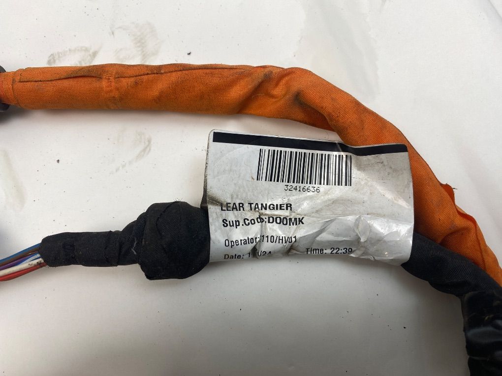 32416636 Battery charging port / dock VOLVO XC90 II (2014-)