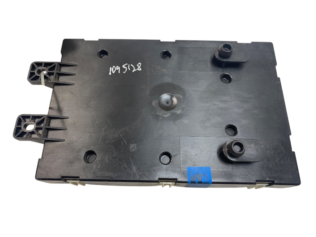 28509995 28507029 28610731 28489136 Fuse box MERCEDES-BENZ VITO / V-CLASS (W447) (2014-)