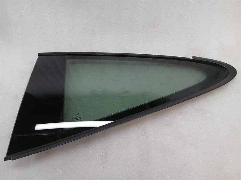 Porsche 911 991 Left Rear 1/4 Glass 99154311110 Door Window 1/4 Rear LH
